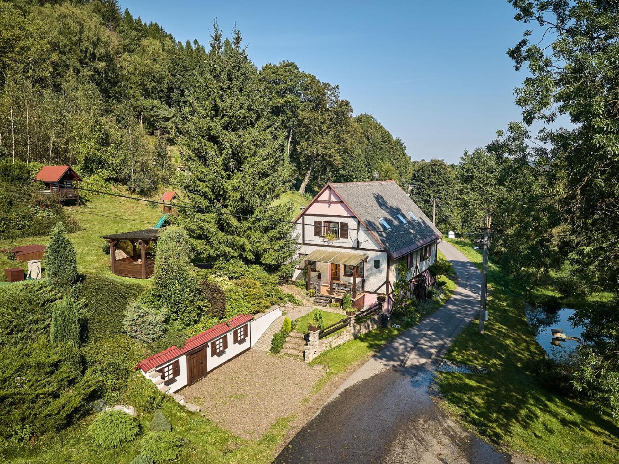 Studio Chlívce u Hronova-2 Exterior foto